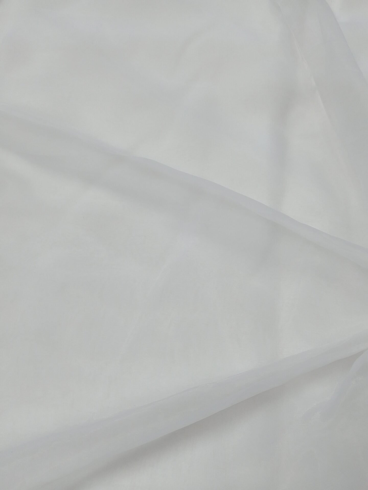 Dyeable White Viscose Glass Tissue Fabric Big Panna D.No.493