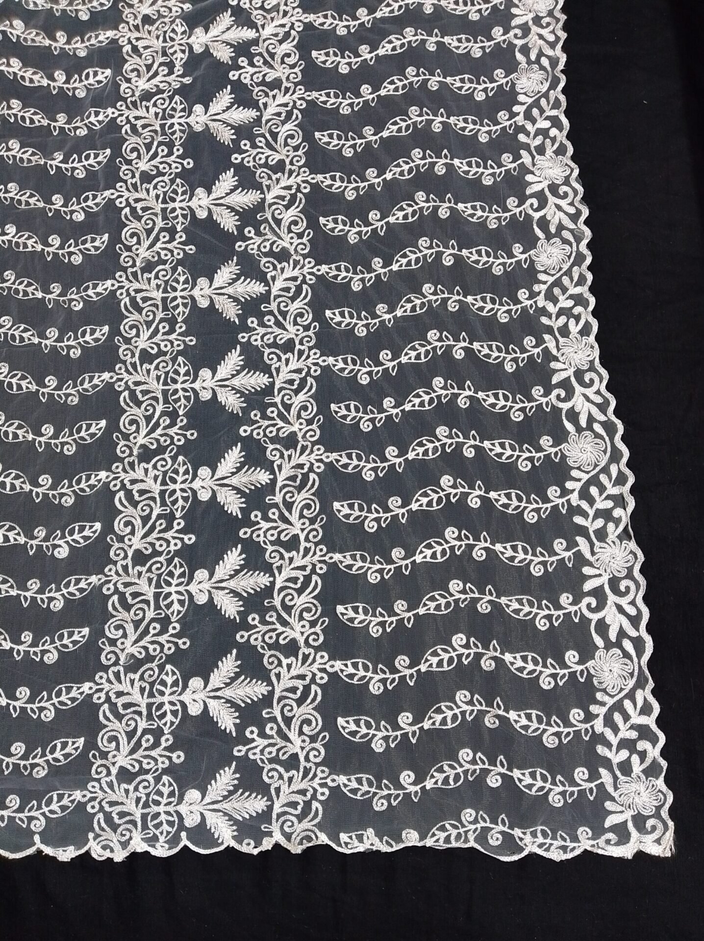 net dupatta 3190506 (4)