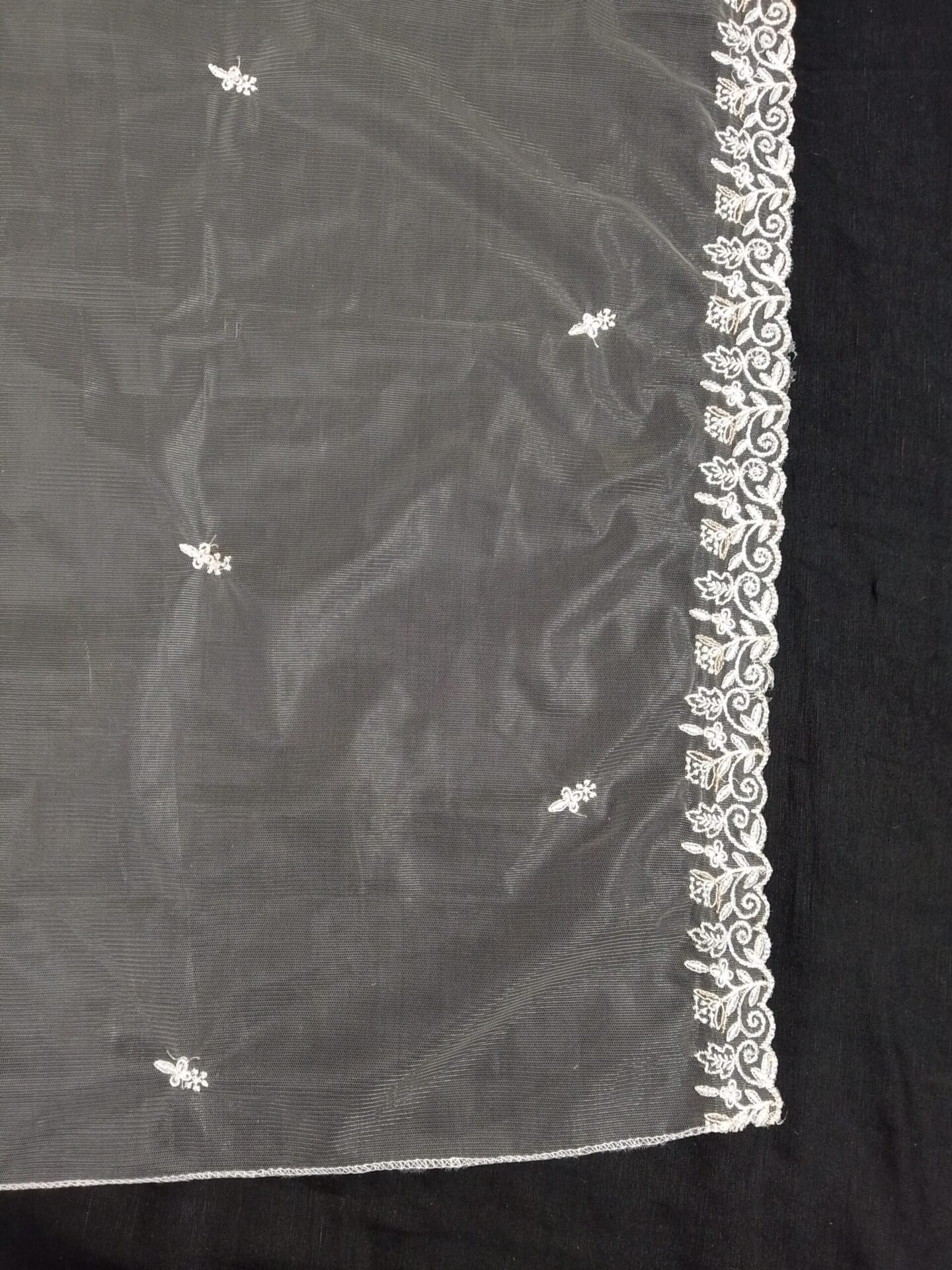 net dupatta 3190520 (4)