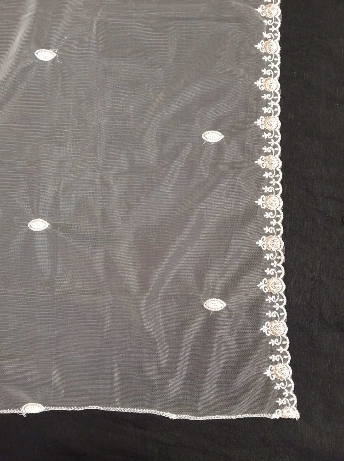 net dupatta 3190521 (4)