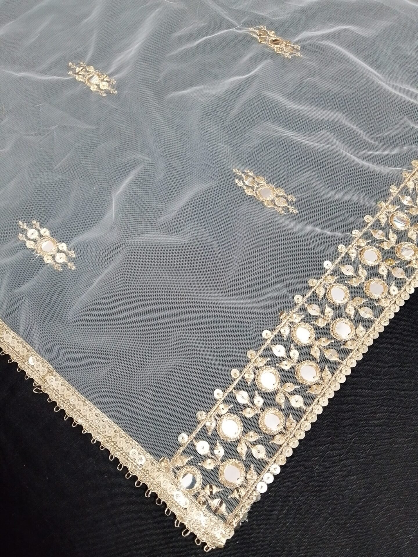 net dupatta 3625524 (5)